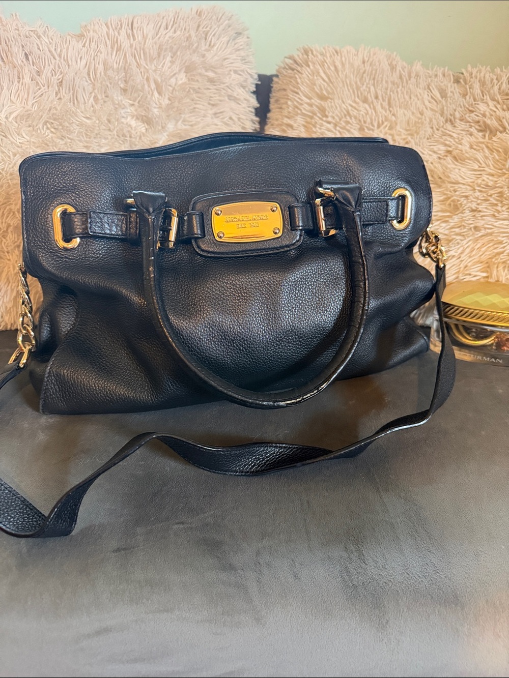 Michael Kors 🖤 Black Pebbled Leather Shoulder Satchel with Gold Hardware